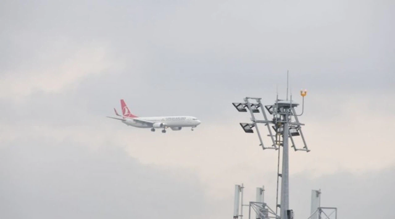 DHMİ: 468 seferden sadece 8'i başka havalimanlarına yönlendirildi
