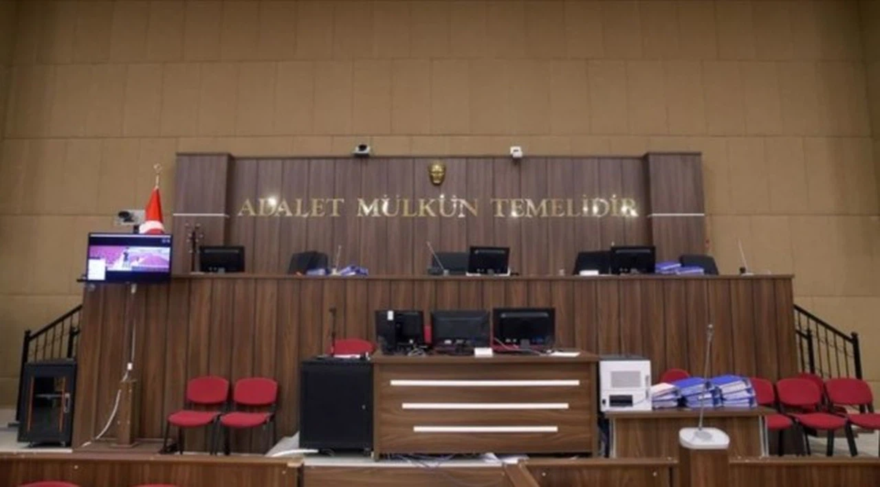 Eski YSK ve Danıştay üyesi Demirci'ye hapis cezası