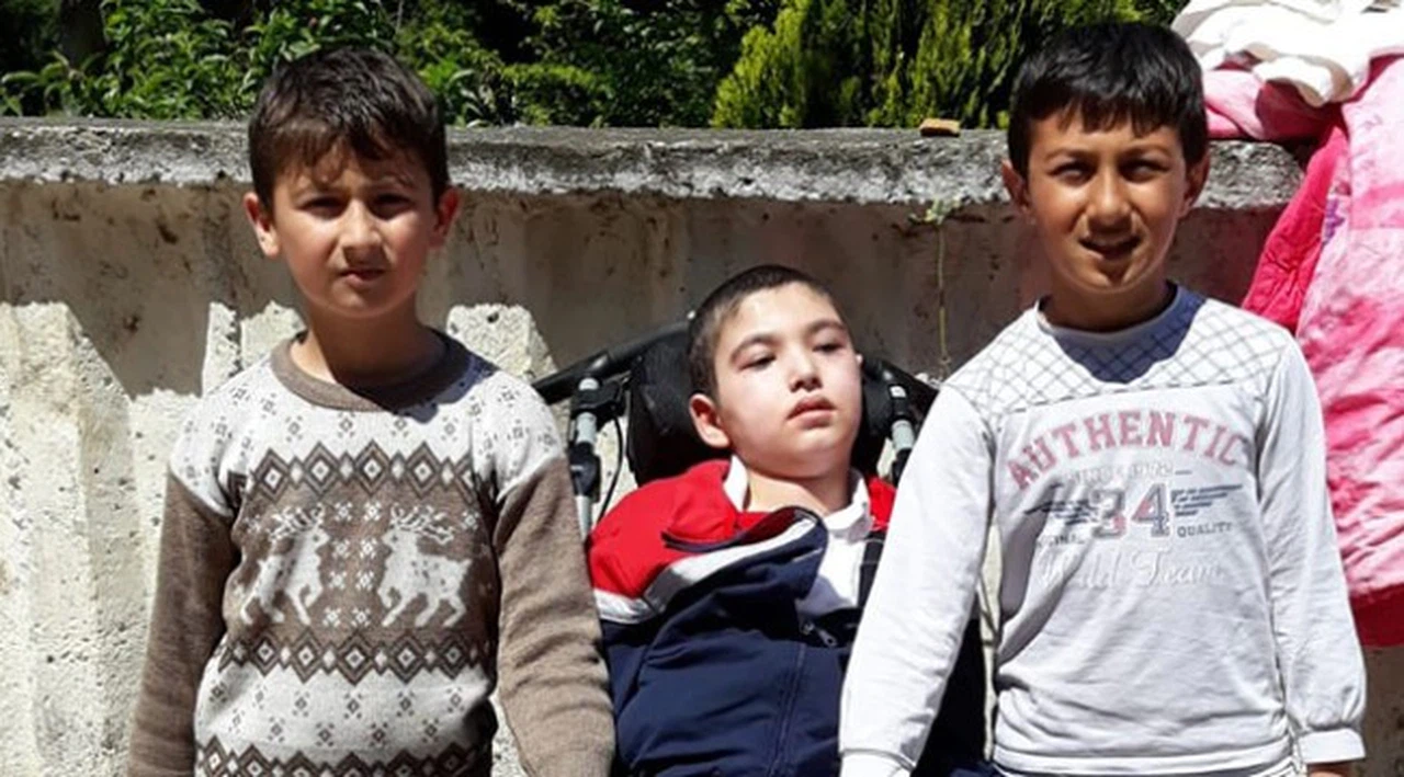 Trafik kazasında yatalak kalan Muhammet Yusuf, 156 bin TL'lik tedavisi için yardım bekliyor