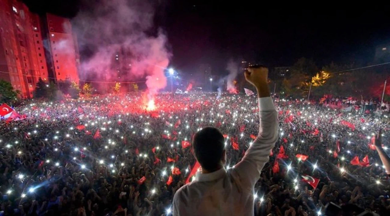 ABD’den İmamoğlu’na tebrik: "Avrupa'nın en büyük şehrini yönetecek"