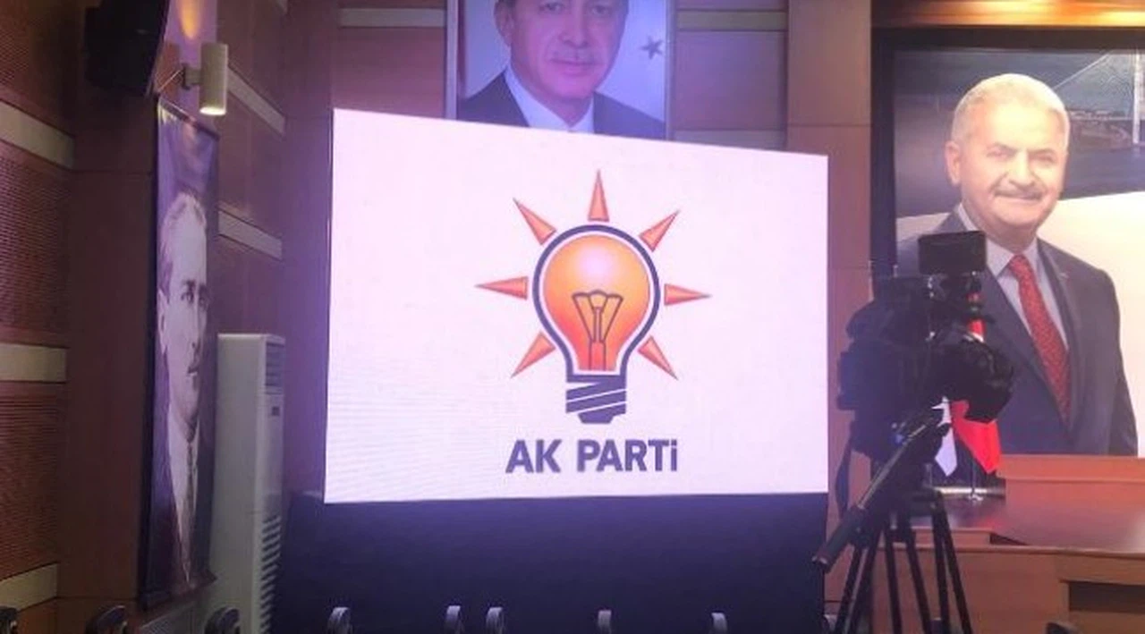 AK Parti İstanbul İl Merkezi’nde ekranlar kapatıldı