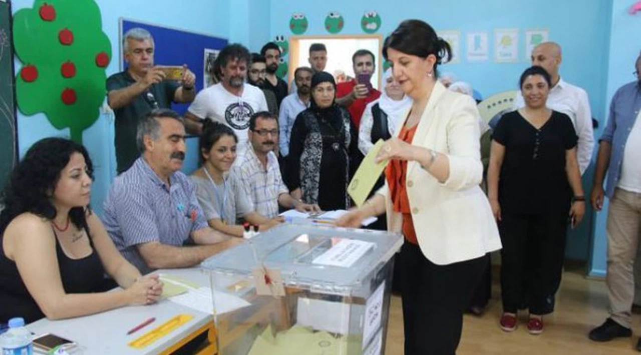 Buldan: Sandıktan demokrasinin çıkacağına yürekten inanıyorum