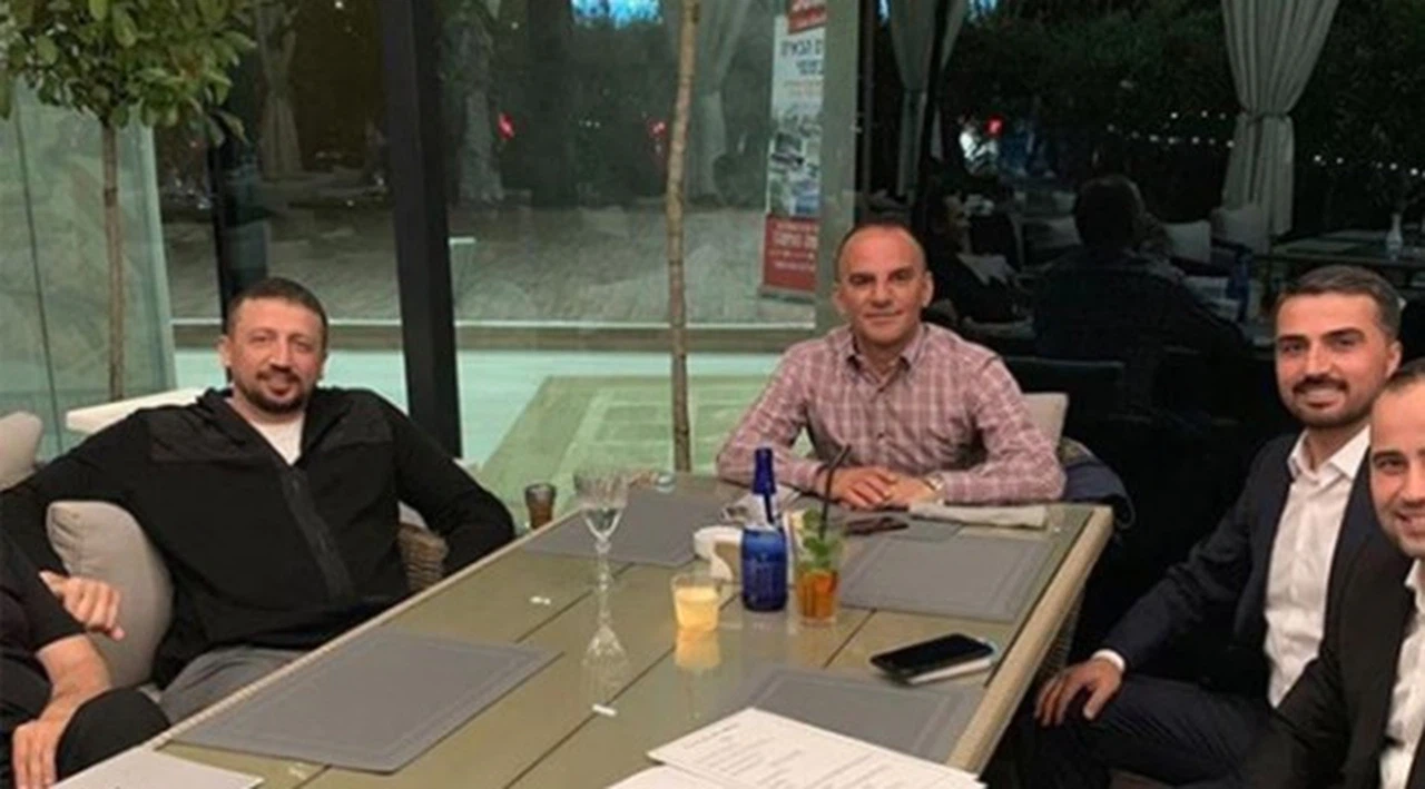 Metro Turizm'in sahibi firari Galip Öztürk, Erdoğan’ın Başdanışmanı Türkoğlu’yla görüntülendi