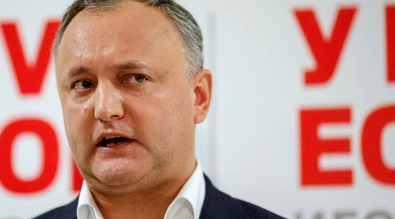 Moldova Devlet Başkanı Dodon görevden alındı