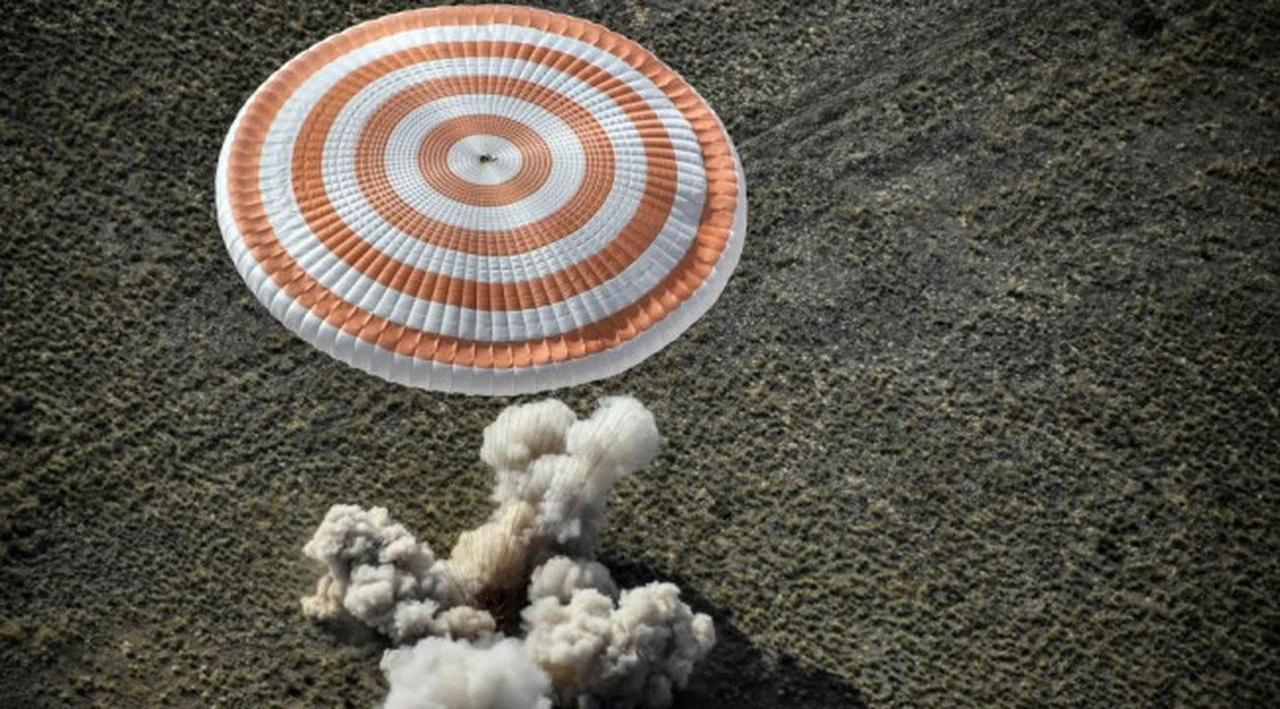 Rus Soyuz kapsülü 204 gün sonra Dünya'ya döndü
