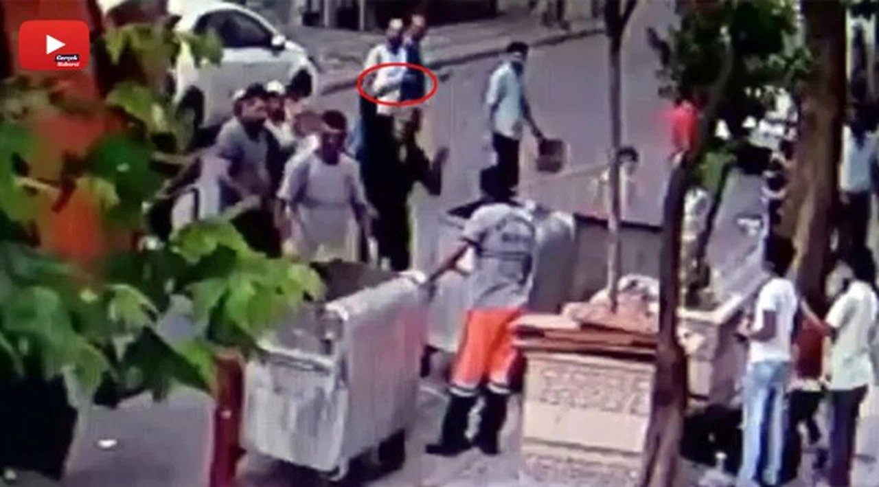 Temizlik işçisine baltalı saldırı kamerada