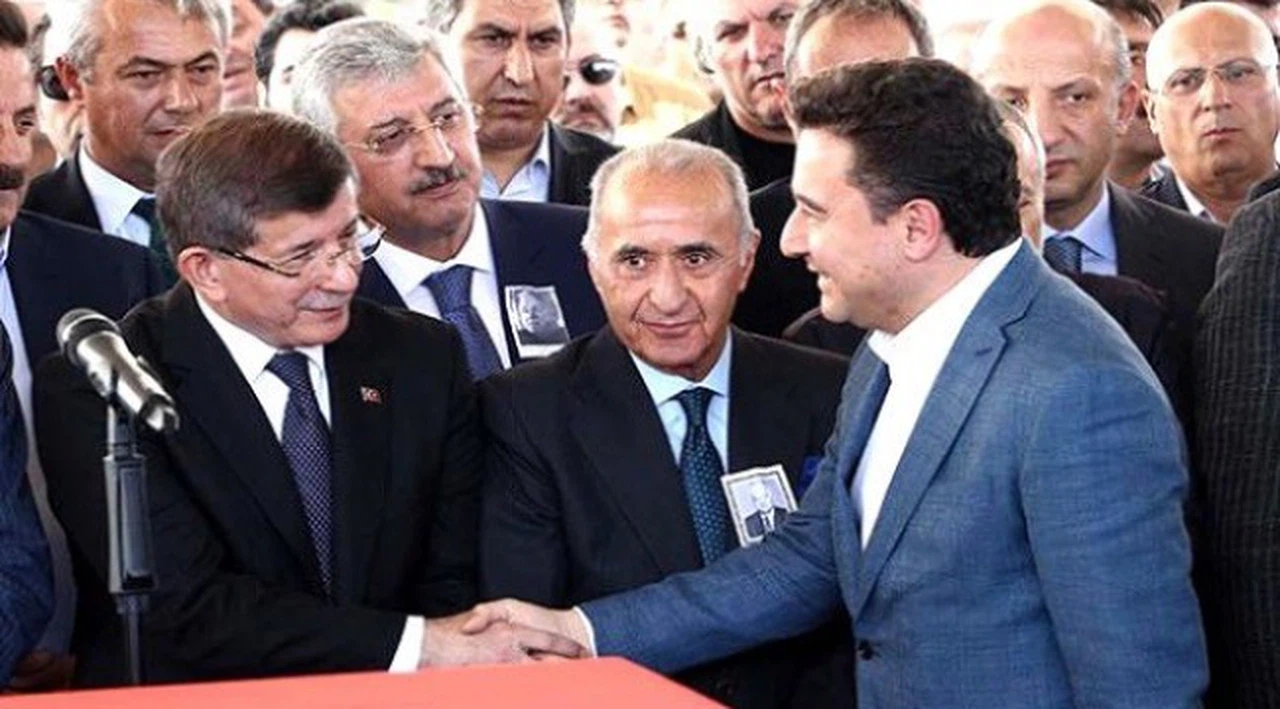 İstanbul merkezli 43 ildeki operasyonda 102 tutuklama