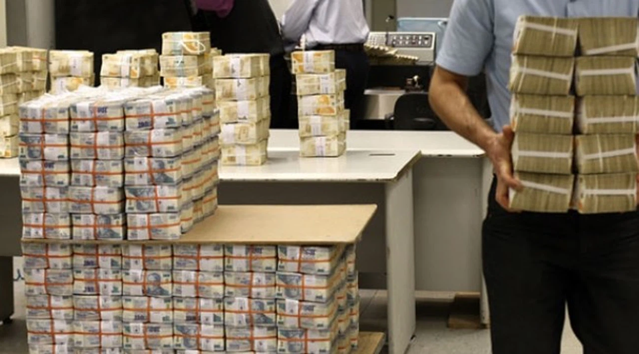 Bütçe 68.7 milyar TL açık verdi
