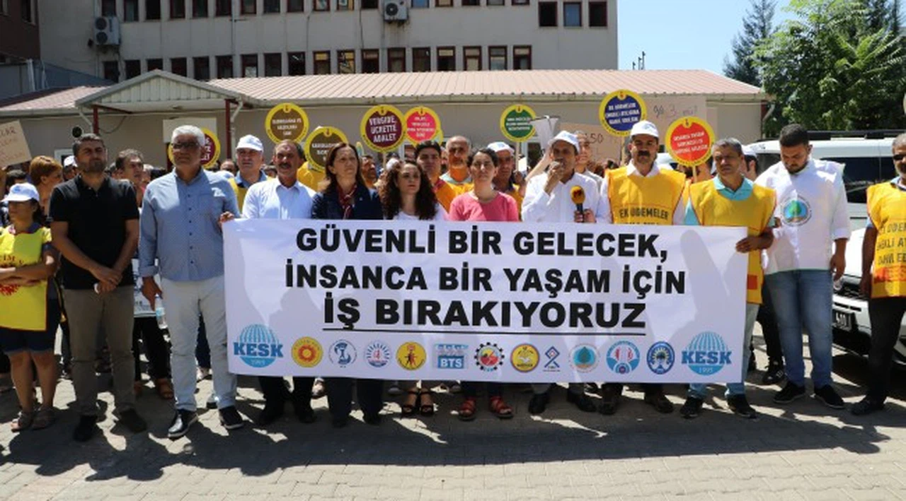 KESK iş bıraktı: "Sefalet ücretini kabul etmiyoruz"