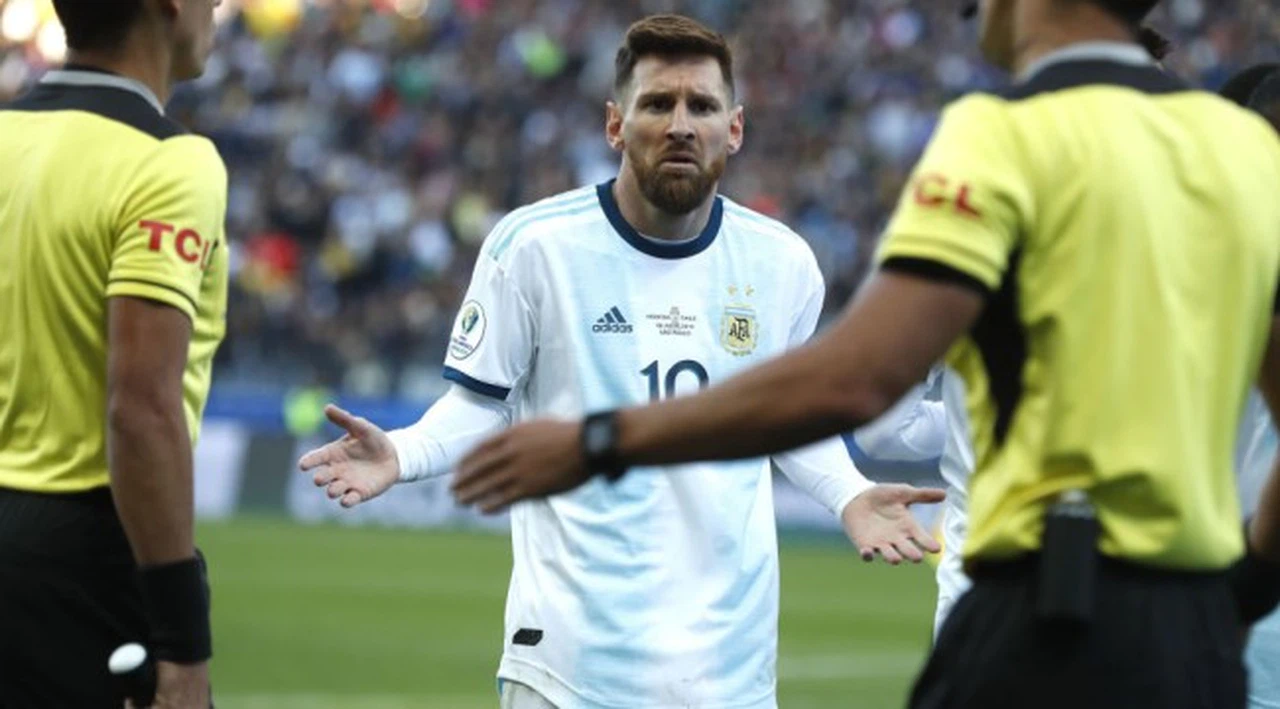 Messi'ye 3 ay futboldan men cezası verildi