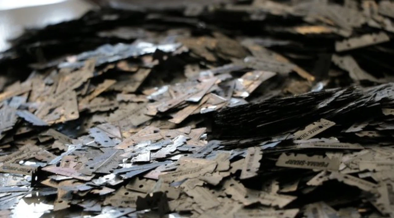 Tam 40 bin adet! Yıllarca biriktirdi, ekipler teslim aldı
