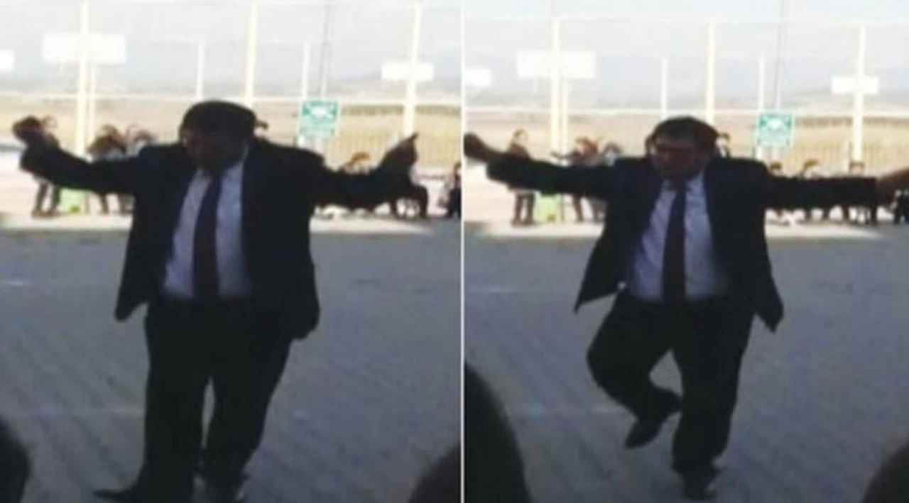 10 Kasım'da göbek atan müdür, görevine iade edildi