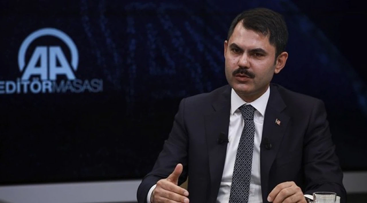Bakan Kurum, İmamoğlu'nun toplanma alanı eleştirisine tepkili: Toplantıya kendisini davet ettik, gelseydi görürdü
