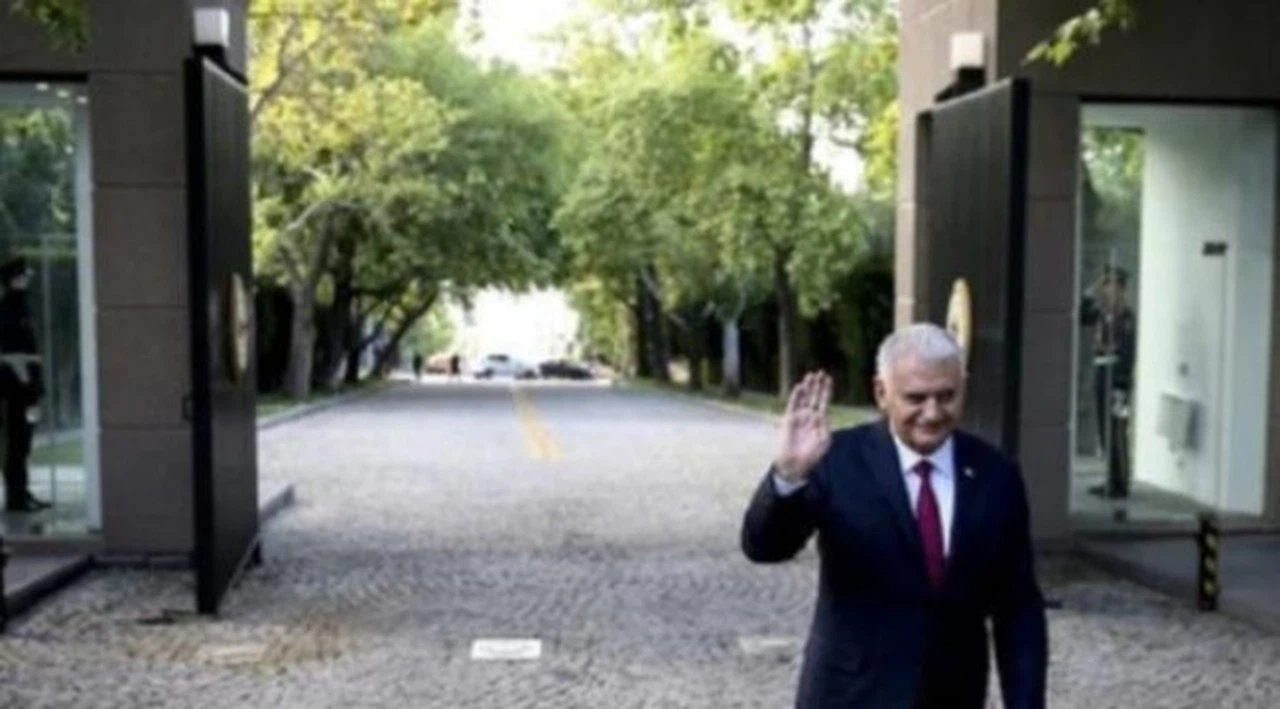 Binali Yıldırım Çankaya Köşkü'nden taşındı