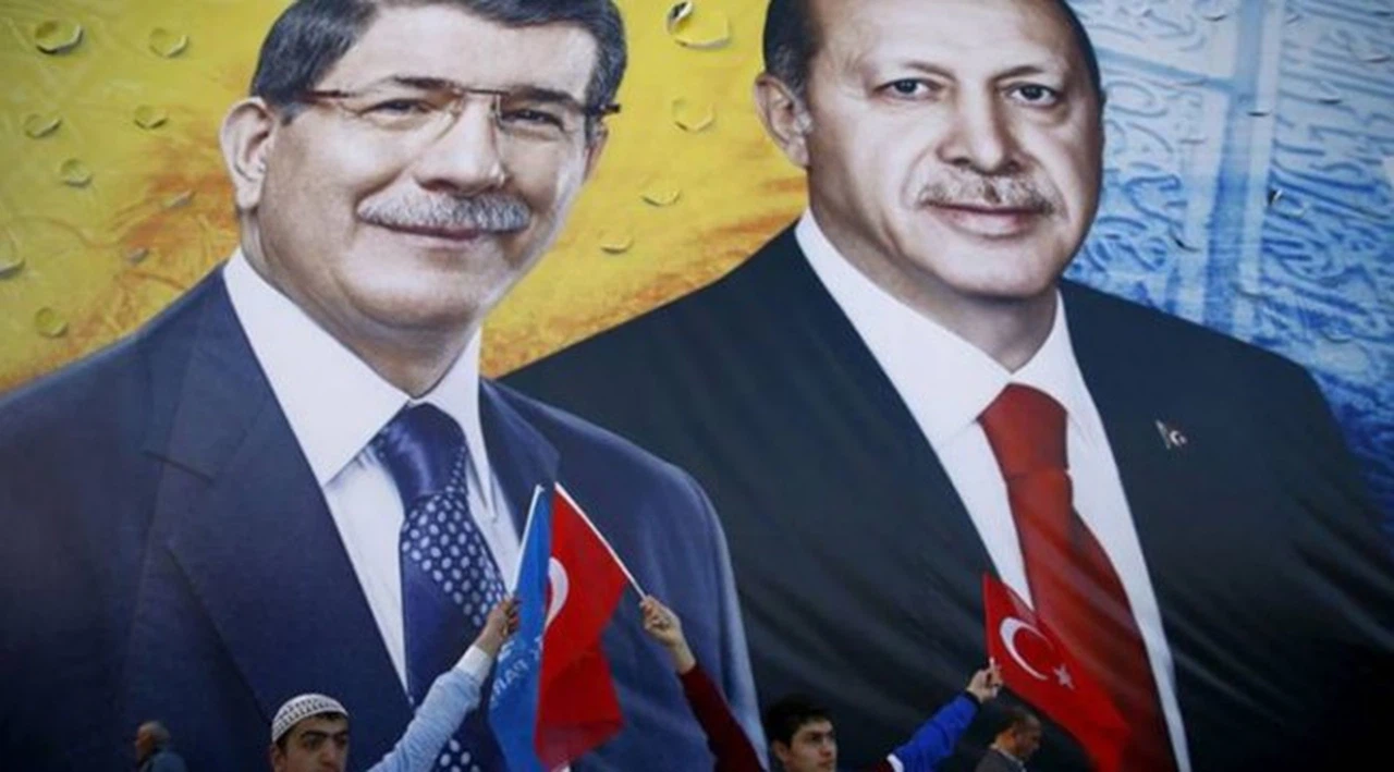 Cumhurbaşkanlığı'ndan Davutoğlu'na Konya göndermesi: Biz adamın nereli olduğuna bakmayız