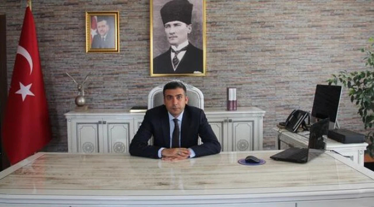 Karayazı'da HDP'li başkanın yerine Kaymakam Tabakcıoğlu, kayyum olarak atandı