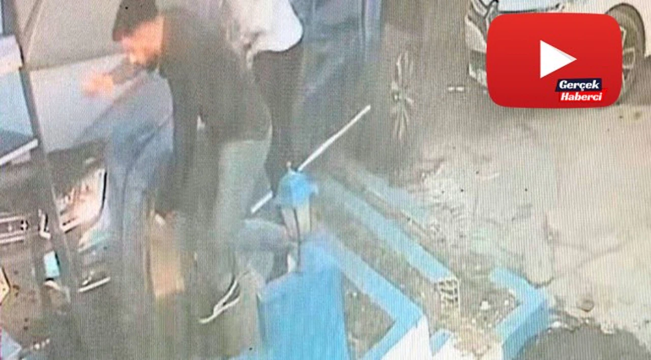 Sürücü direksiyonu kırınca araç restorana daldı