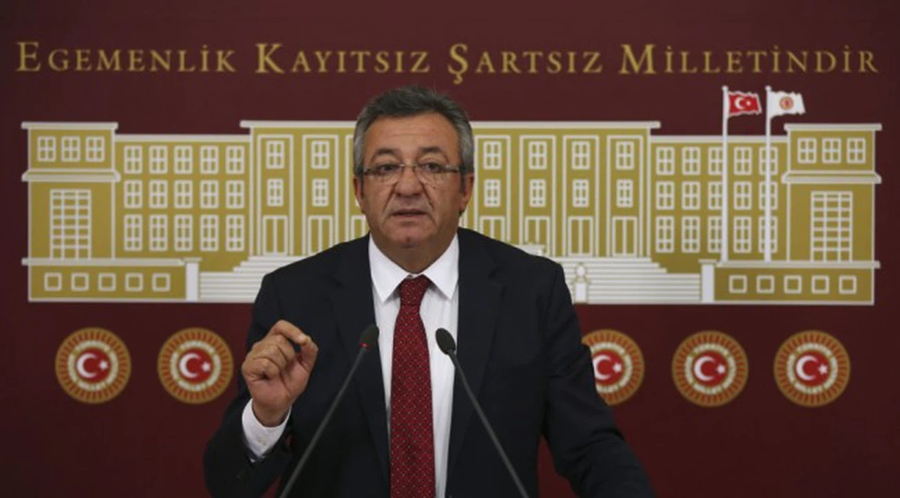 2020 bütçesini değerlendiren CHP'li Altay: Trilyonluk bütçede halka düşen vergi ve zam