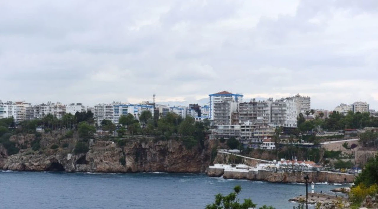 Antalya turizmde tüm yılların rekorunu kırdı