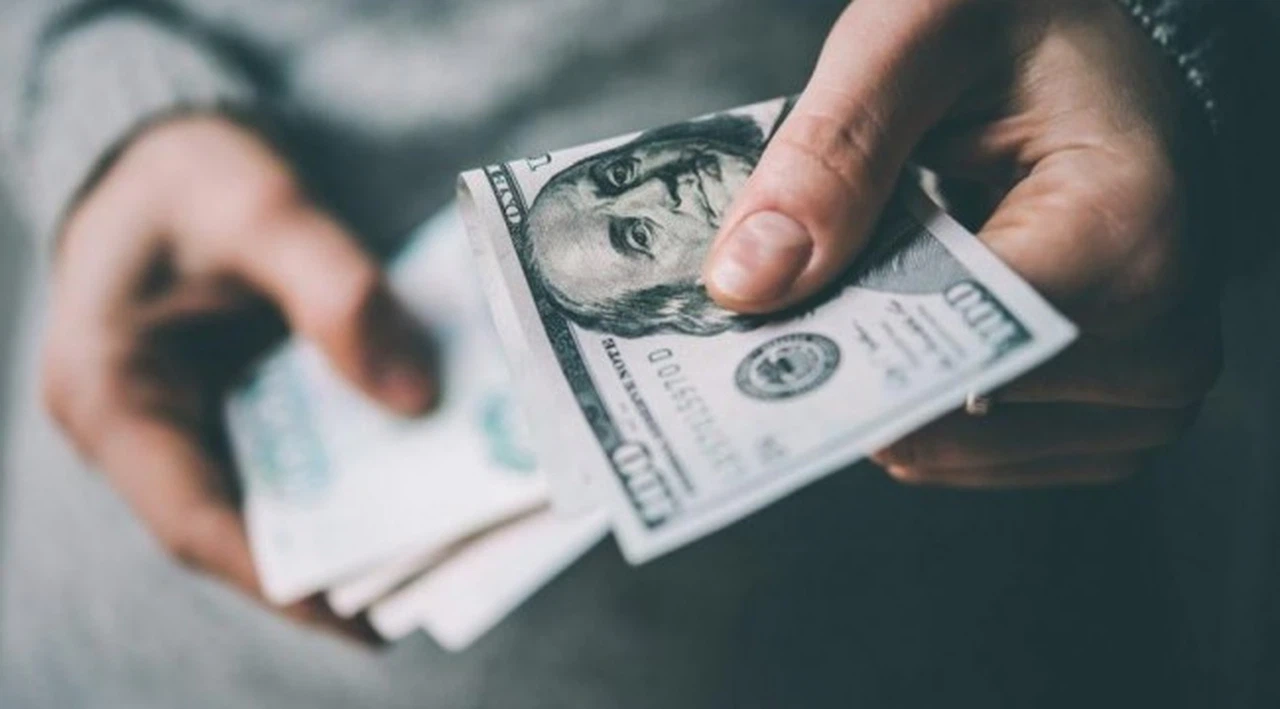 Bloomberg: Kamu bankaları 1 milyar dolar sattı