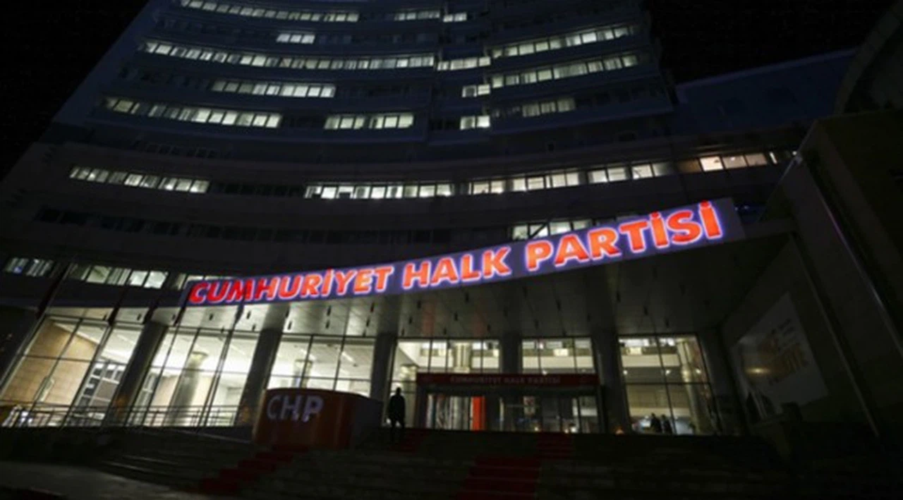 CHP MYK olağanüstü toplanıyor; gündem Barış Pınarı Harekâtı