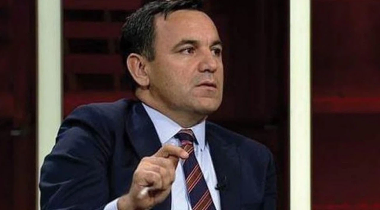 Deniz Zeyrek'ten çok konuşulacak operasyon yazısı: Size de ürkütücü gelmiyor mu?
