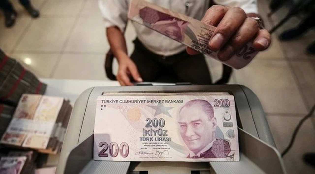 Devlet gelecek yıl 30,2 milyar lira harç toplayacak