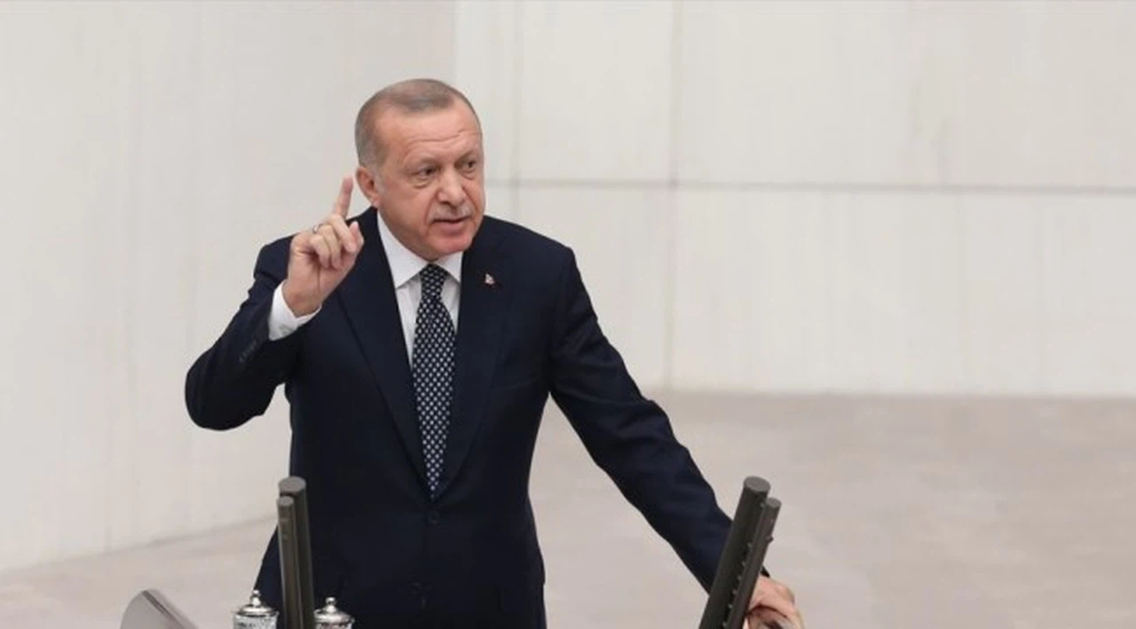 Erdoğan, Twitter'daki paylaşımından dolayı emekli amiral Atilla Kıyat'tan şikayetçi oldu