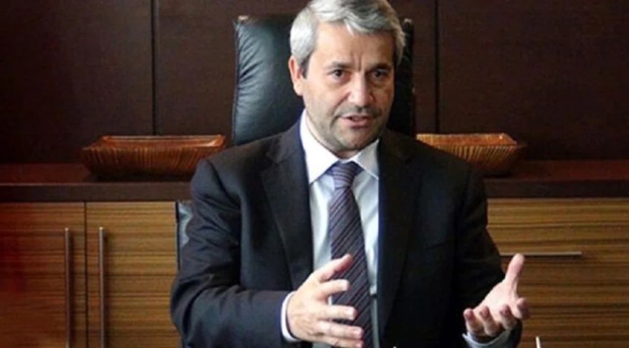 Eski bakan Nihat Ergün AK Parti'den istifa etti
