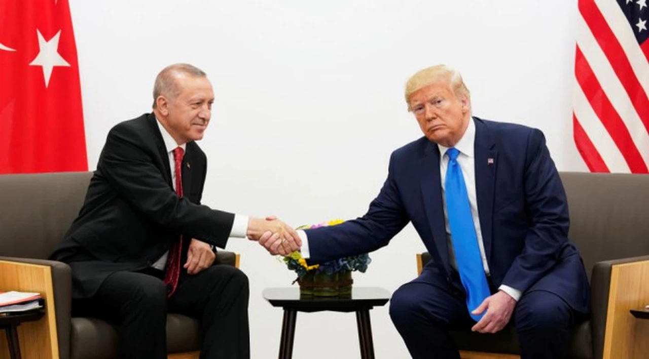 FoxBusiness kanalı sunucusu, Trump tarafından Erdoğan'a yazıldığını iddia ettiği bir mektubu yayınladı