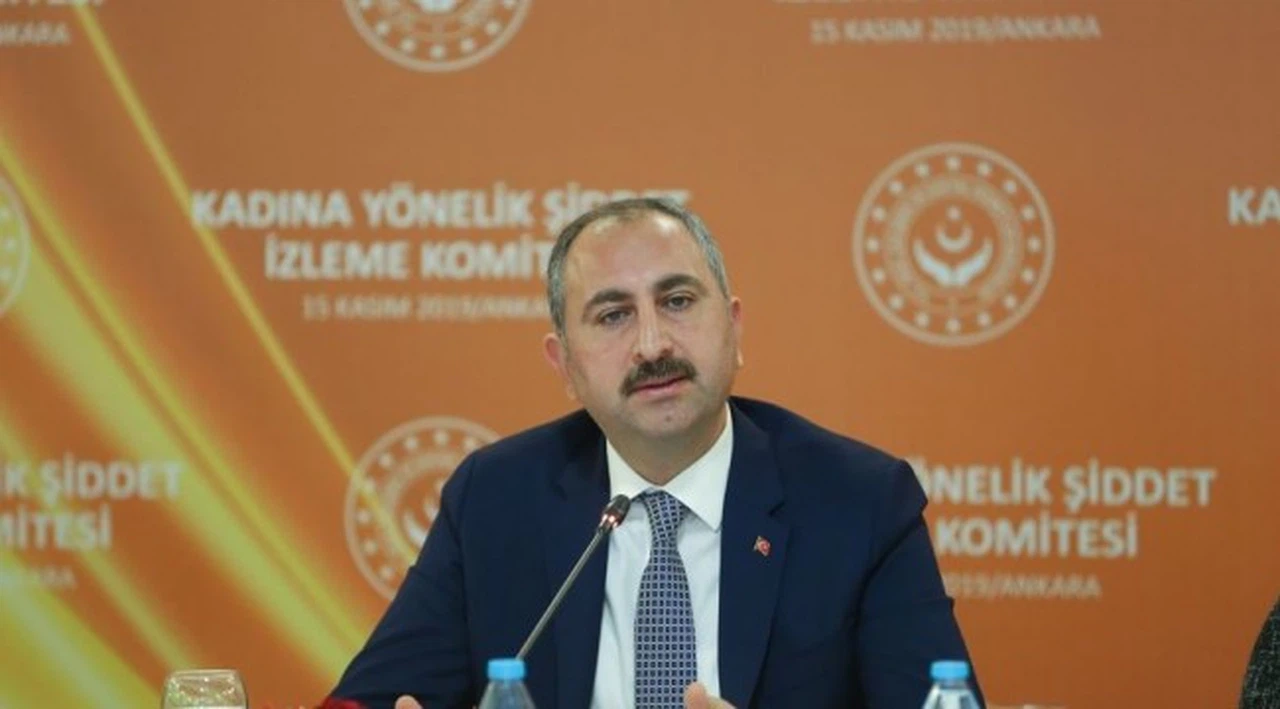 Adalet Bakanı Gül: Meslekten çıkarılan hakim ve Cumhuriyet savcısı sayısı 3 bin 926