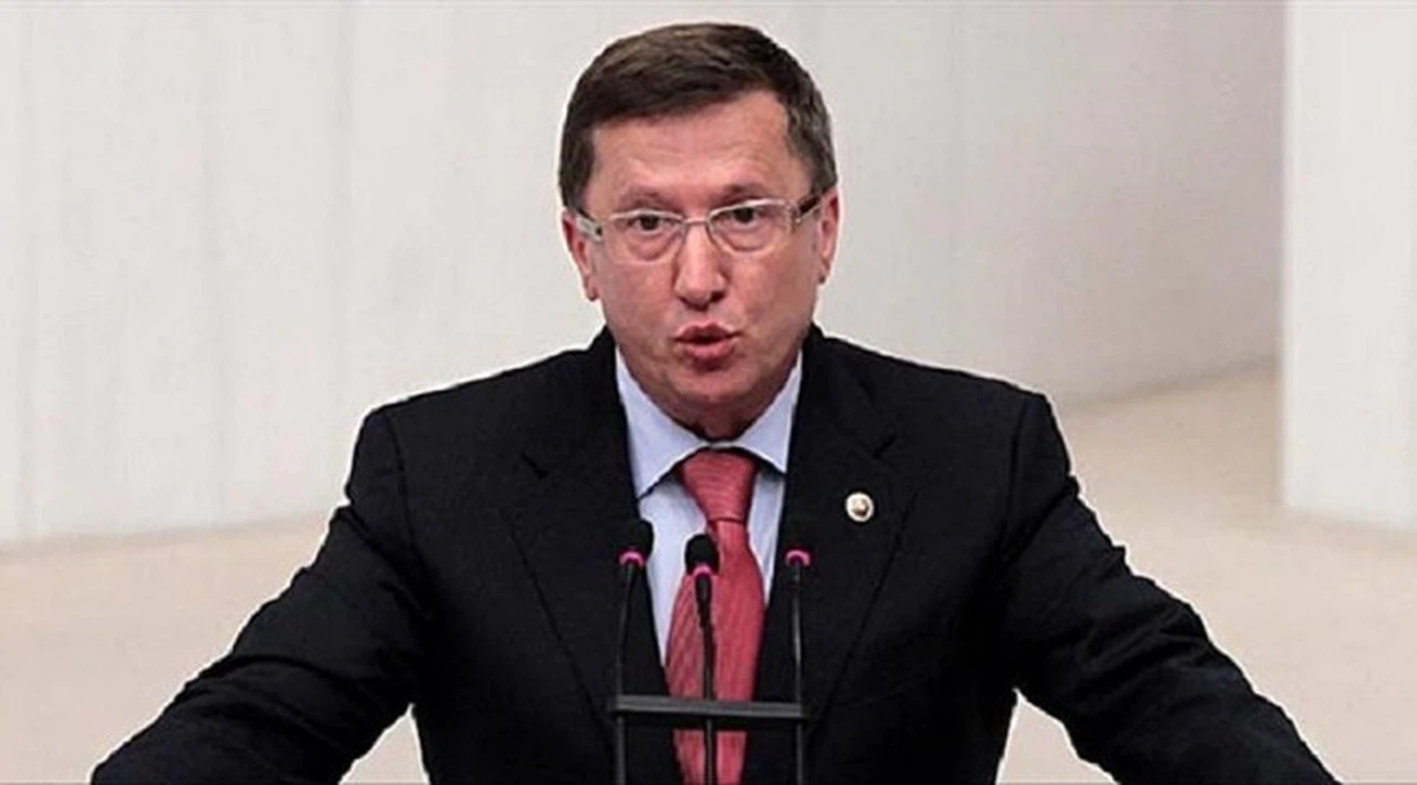 İYİ Partili Türkkan'dan erken seçim çağrısı: Ülkenin yeniden inşası için biz de bir fedakarlık yapabiliriz