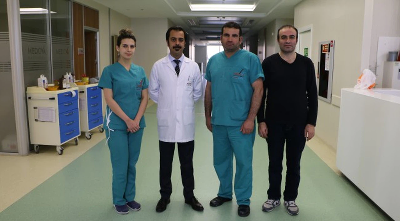 Literatüre girecek ameliyatla aşırı terlemeye çözüm