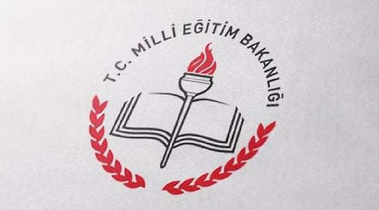 MEB'den 10 Kasım açıklaması: Müdürler görevden uzaklaştırıldı