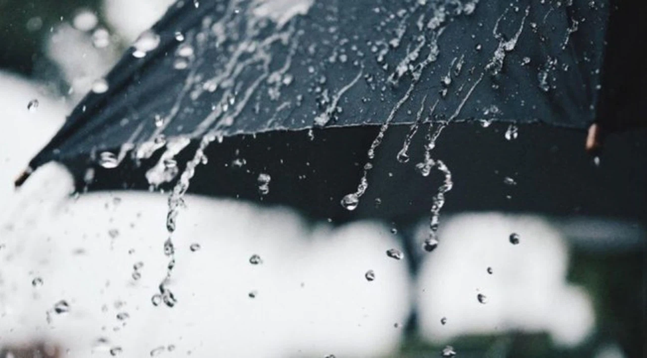 Meteoroloji'den kuvvetli yağış uyarısı: Sel, su baskını, yıldırımlara karşı tedbirli olunması gerekmektedir