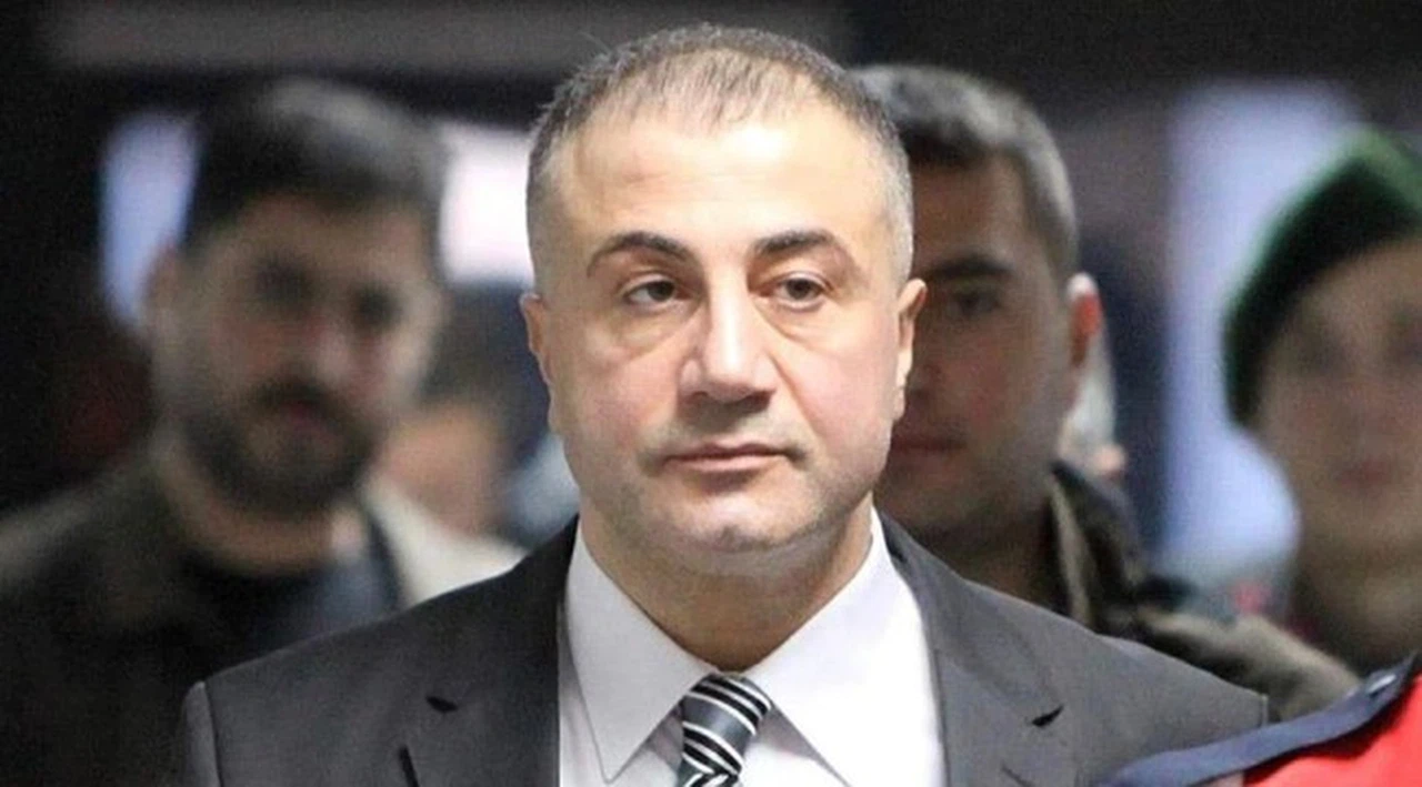 Sedat Peker tepkili: Yeni kurulan siyasi gruplarla görüştüğüm için paylaşımlara ara verdiğimi söylüyorlarmış