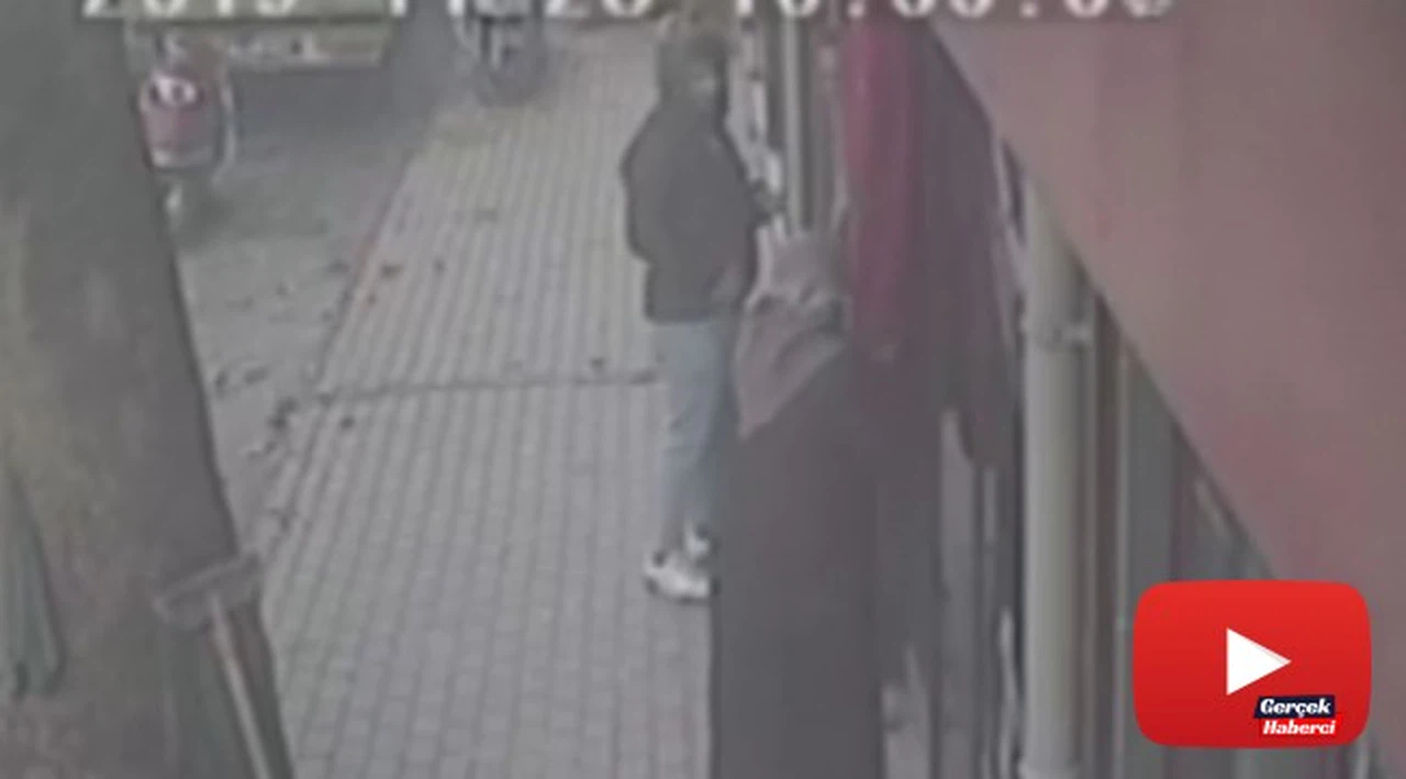 Yaşlı kadının bayrak sevgisi herkesi duygulandırdı