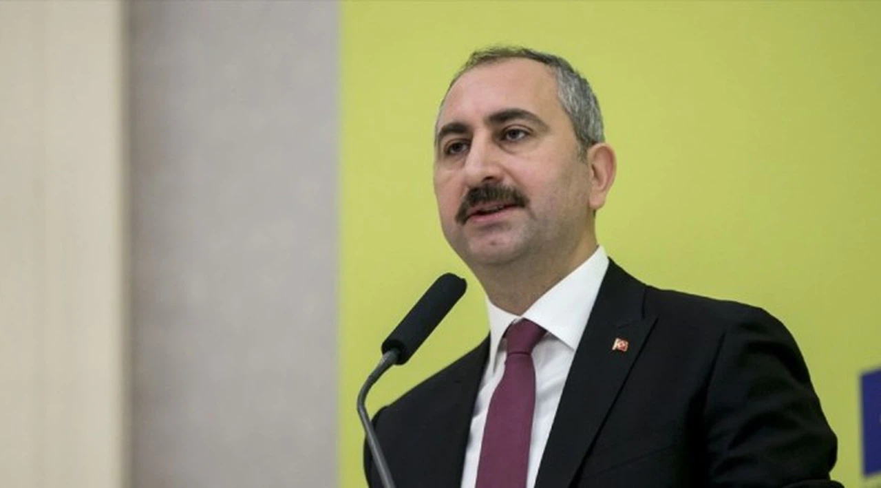 Adalet Bakanı Gül: Yeni bir İnsan Hakları Eylem Planı'nı hazırlıyoruz