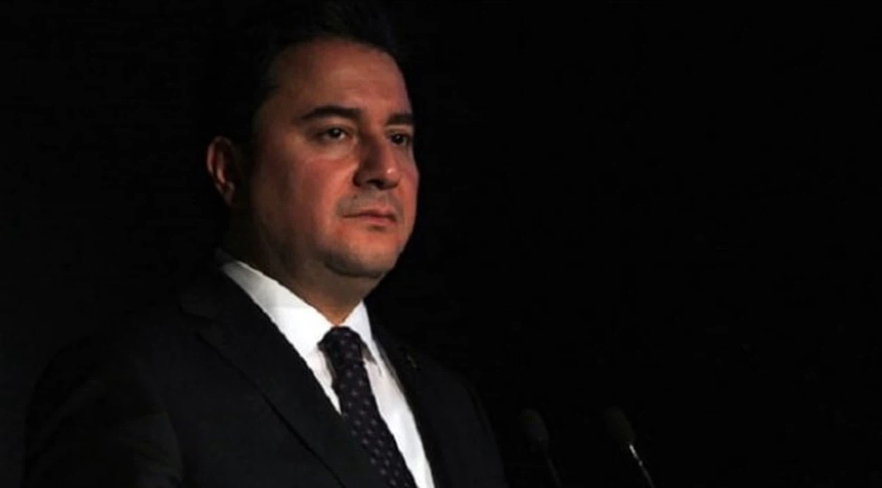 Ali Babacan partinin kuruluş tarihini neden erteledi?