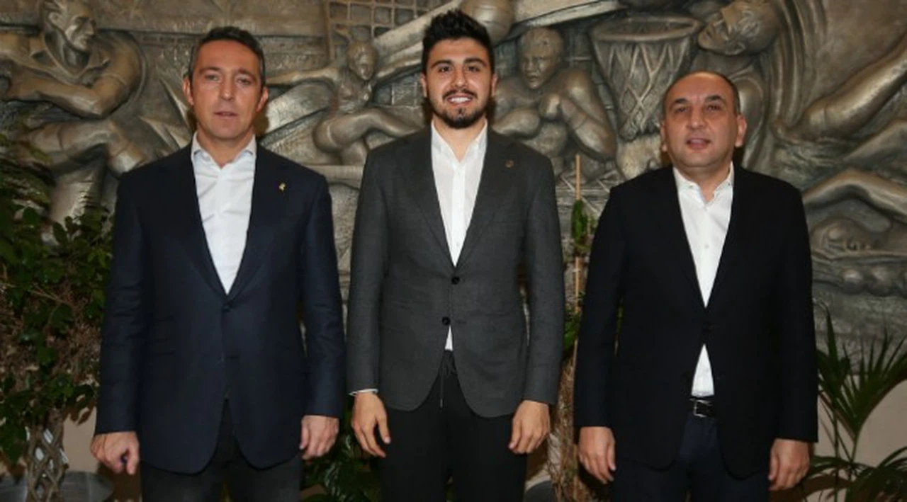 Fenerbahçe, Ozan Tufan'ın sözleşmesini yeniledi