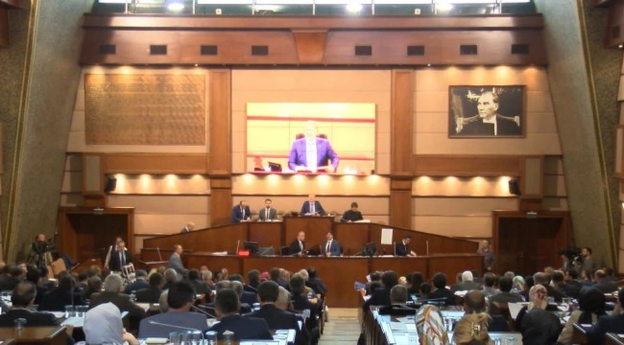 İBB'den dikkat çeken ihale: Rekabet arttı, fiyat yarı yarıya düştü
