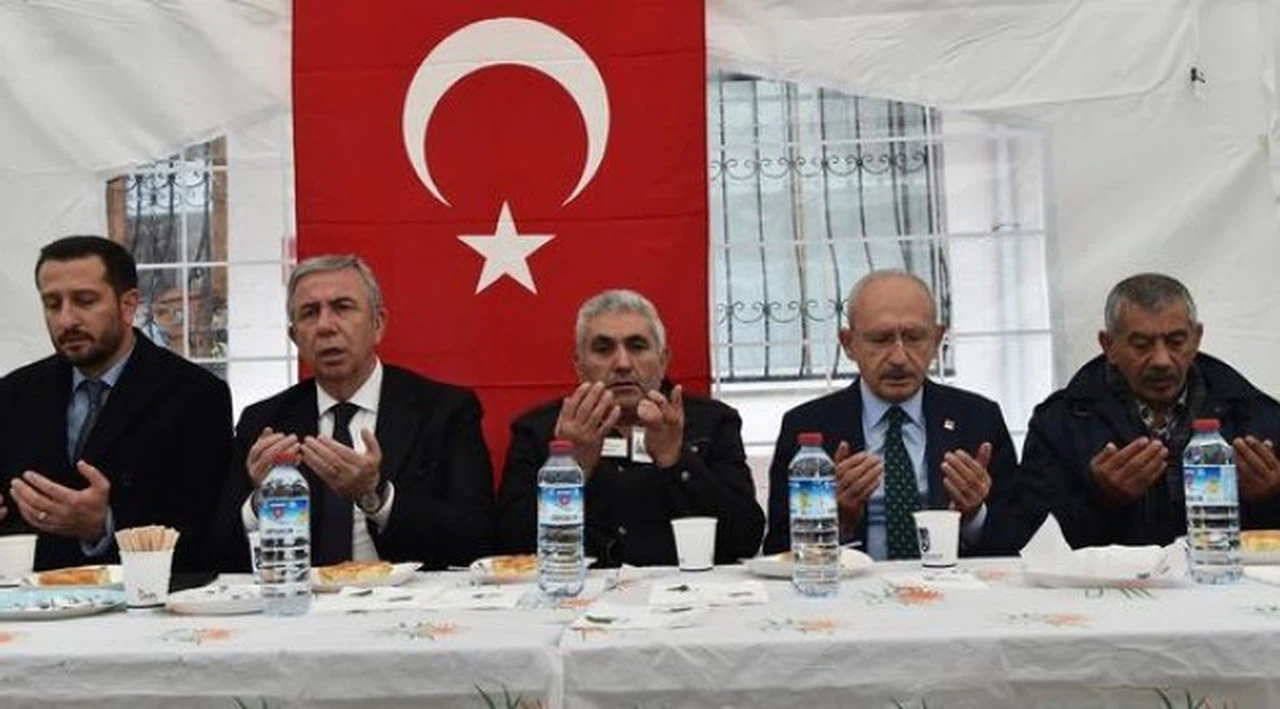 Kılıçdaroğlu'ndan şehit Yıldırım'ın ailesine taziye ziyareti
