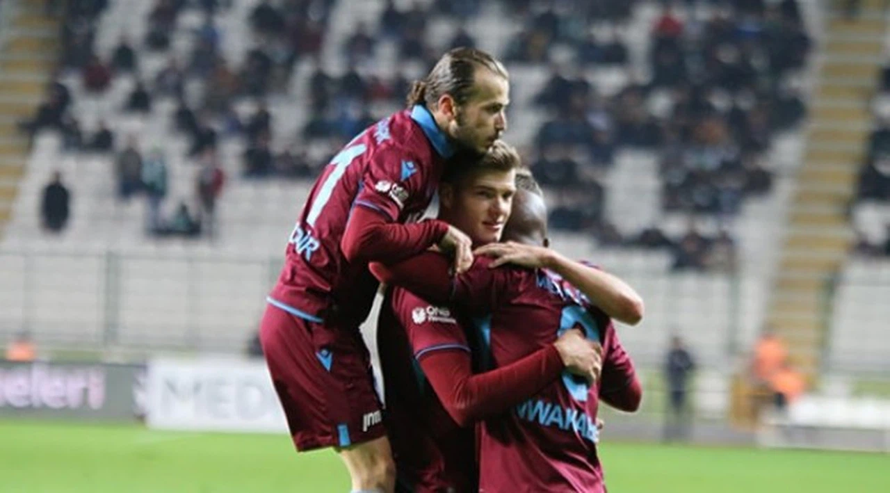 Trabzonspor, İH Konyaspor'u 1-0 mağlup etti