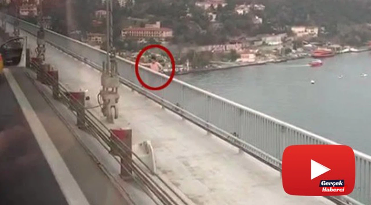 15 Temmuz Şehitler Köprüsü'ne çıkan şahsın atlama anı ortaya çıktı