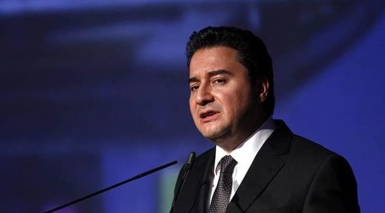 Ali Babacan, partisinin kuruluş tarihini ikinci kez erteledi