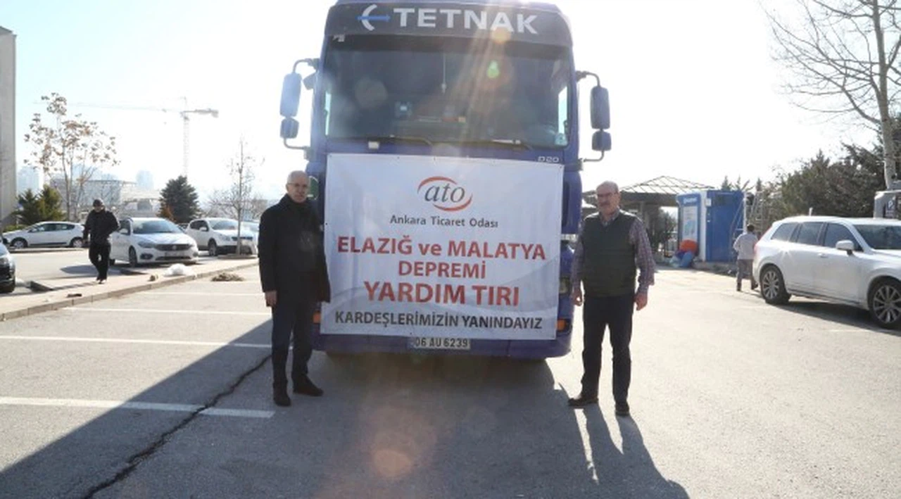ATO'nun deprem bölgesine gönderdiği yardım tırları yola çıkmaya başladı