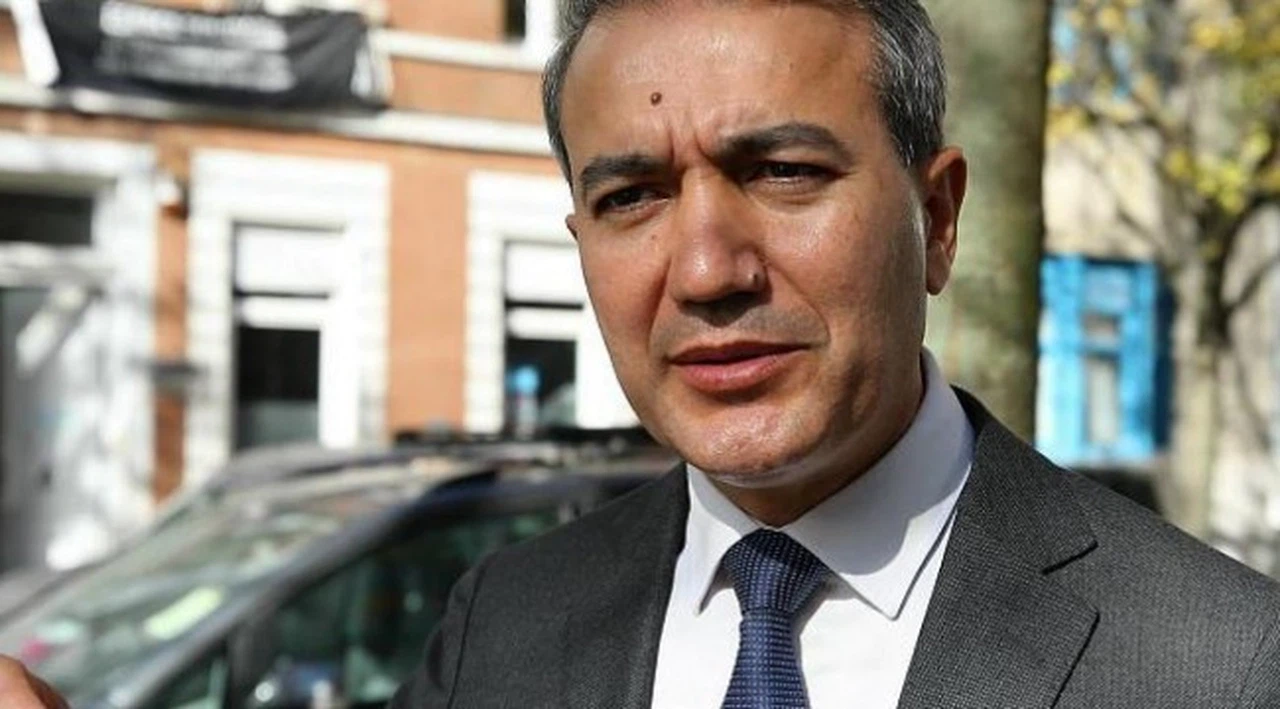 Belçika’da Belediye Başkanı Emir Kır, MHP'lilerle görüştüğü için partisinden ihraç edildi