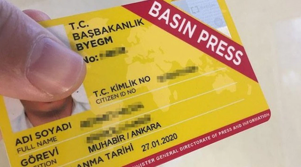 Evrensel'in ardından Birgün gazetesi çalışanlarının da basın kartları iptal edildi