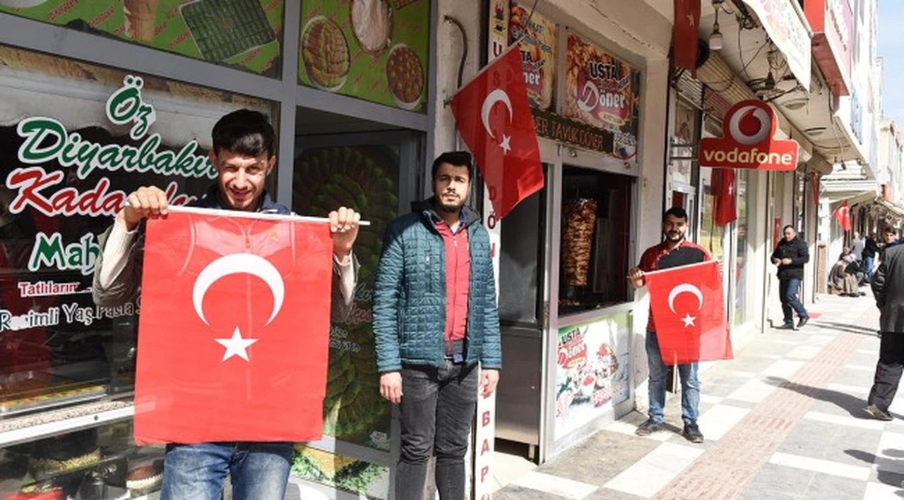 34 askerin şehit olması nedeniyle Gaziantep'te gösteri ve yürüyüş yasaklandı