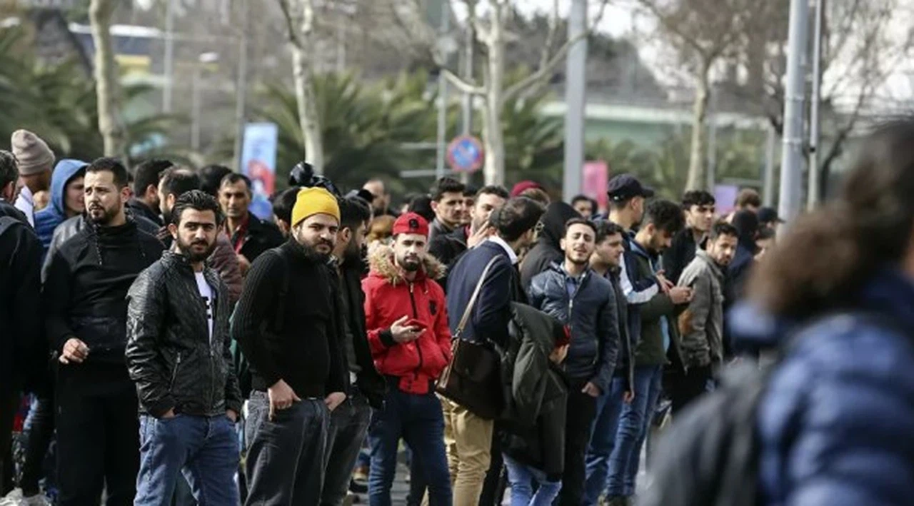 Bolu Belediye Başkanı Özcan: Edirne'ye gitmek isteyen mültecilere ücretsiz otobüs verilecek